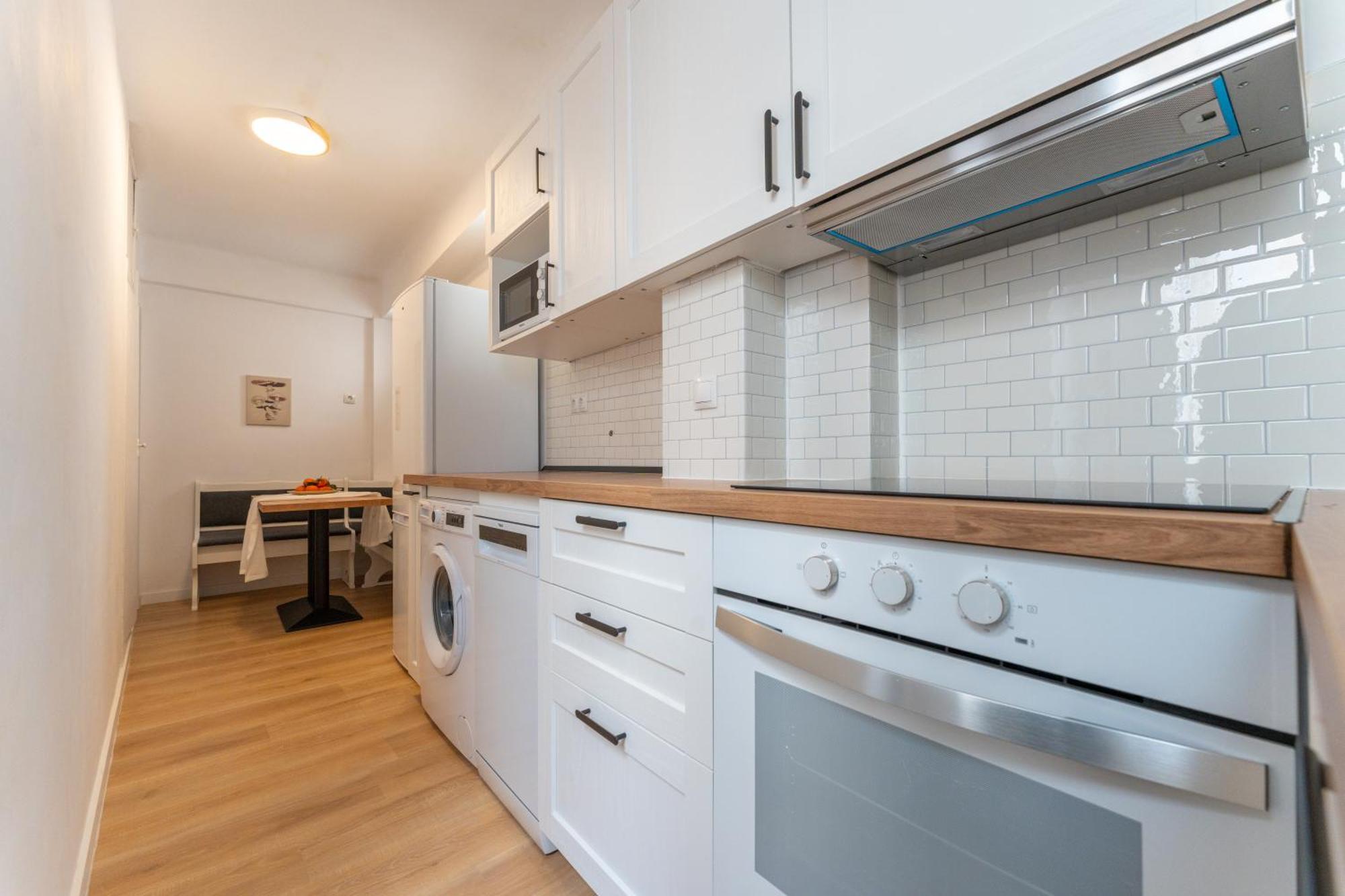 Malaga Lux Oasis - Modern 3Br, Fast Wifi, Smarttv Apartamento Exterior foto